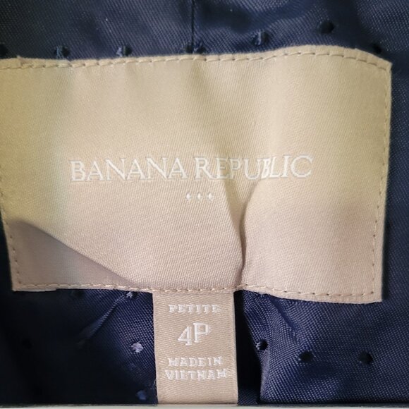 Banana Republic women’s Navy polka dot blazer Size 4P - Picture 3 of 5